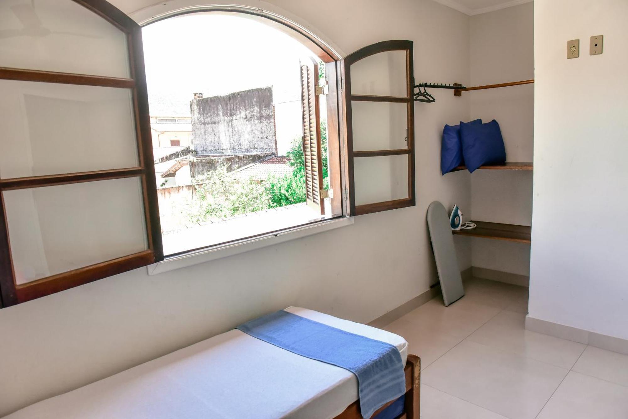 Chalés por temporada no Villagio Santa Mônica, em Caraguatatuba Extérieur photo