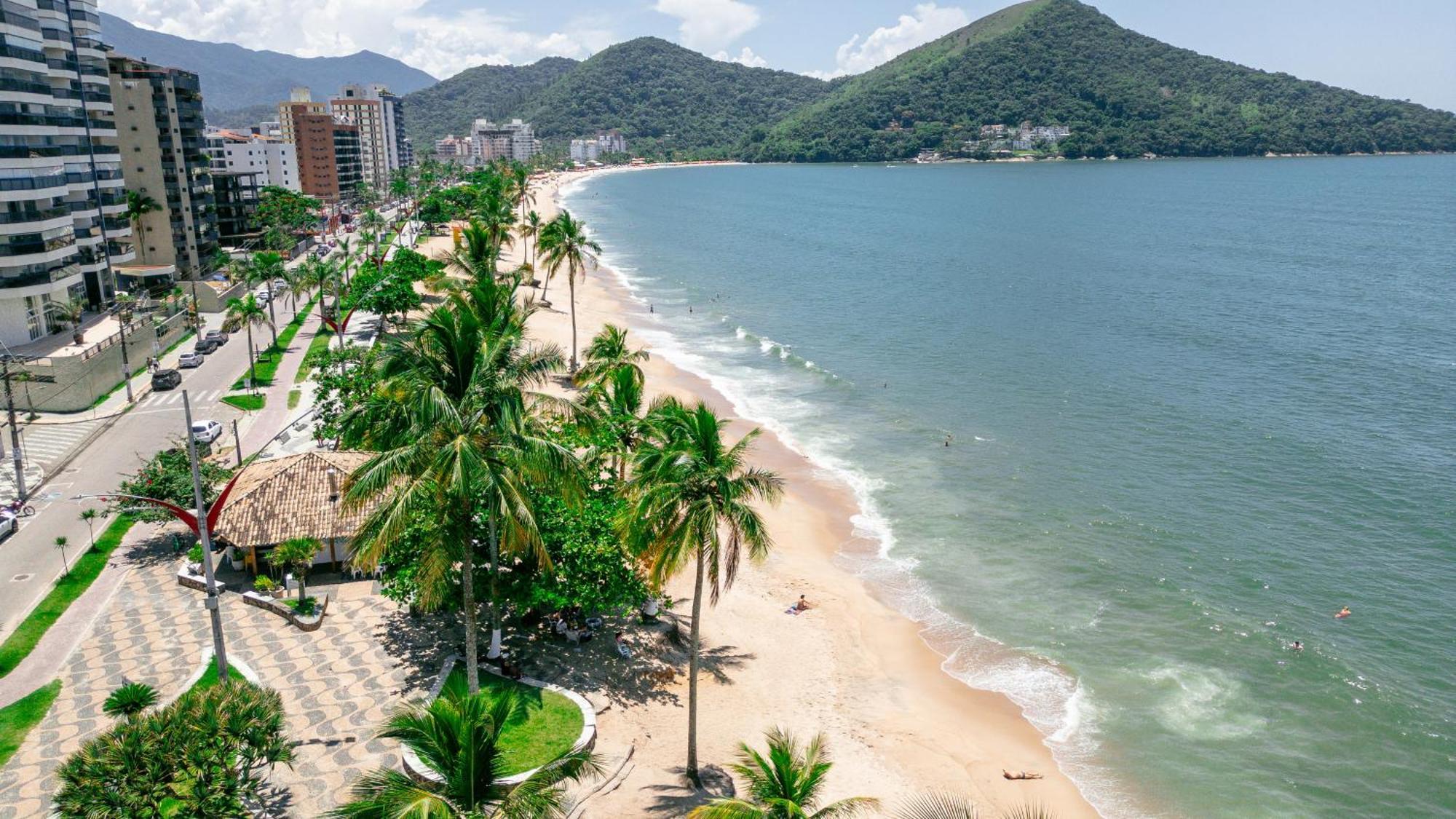 Chalés por temporada no Villagio Santa Mônica, em Caraguatatuba Extérieur photo