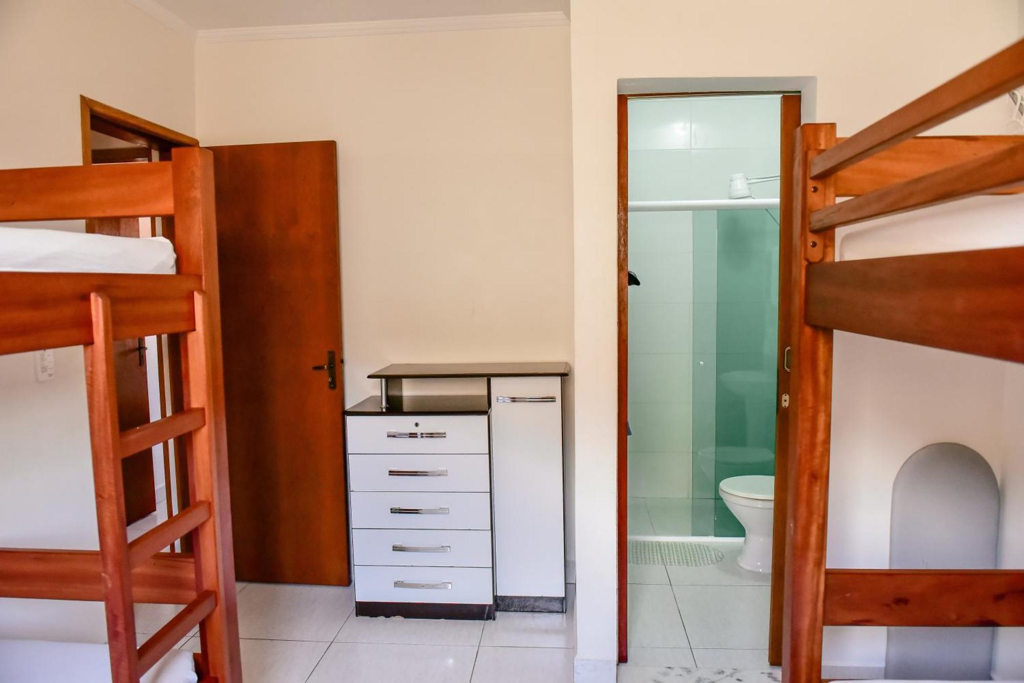 Chalés por temporada no Villagio Santa Mônica, em Caraguatatuba Extérieur photo