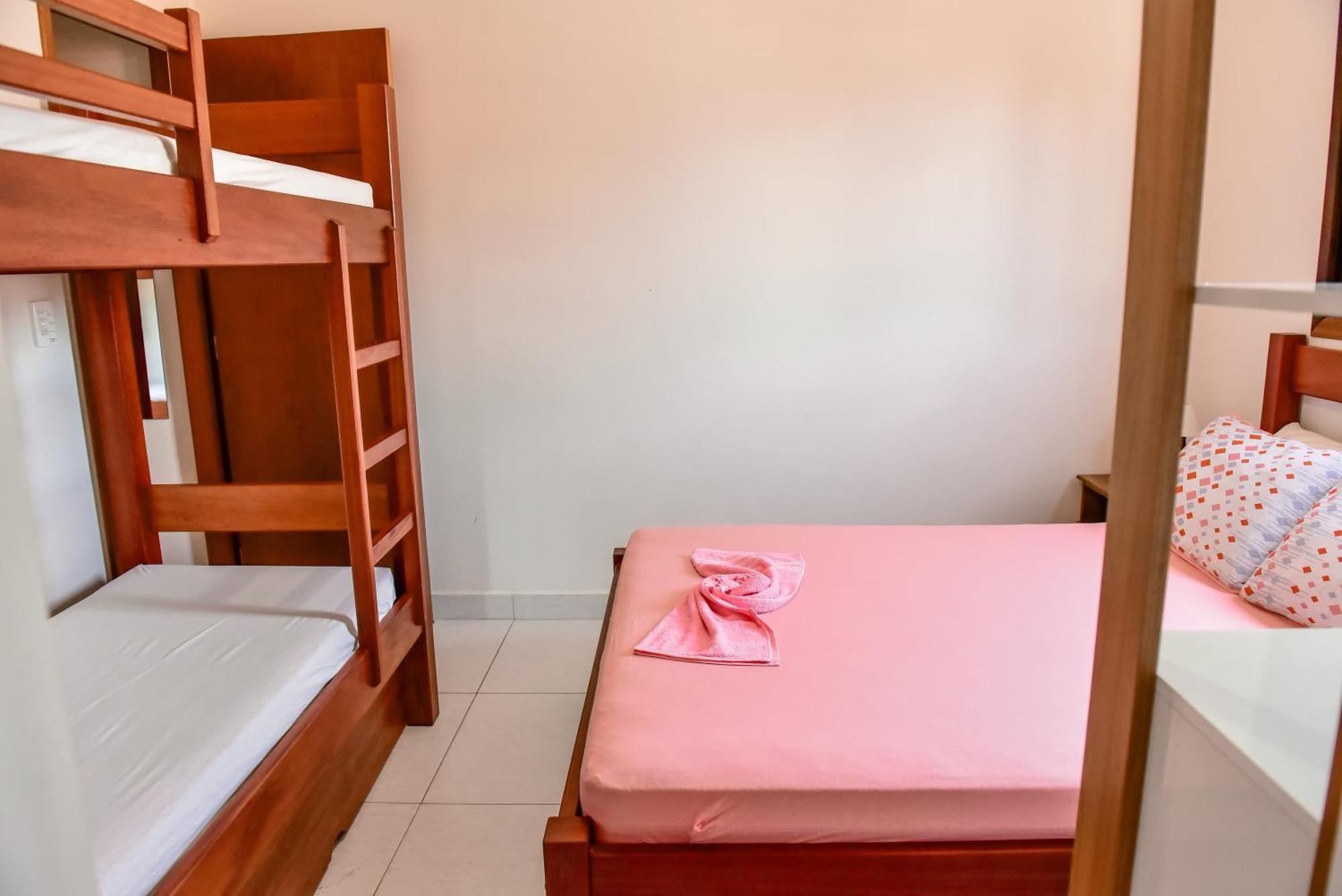 Chalés por temporada no Villagio Santa Mônica, em Caraguatatuba Extérieur photo