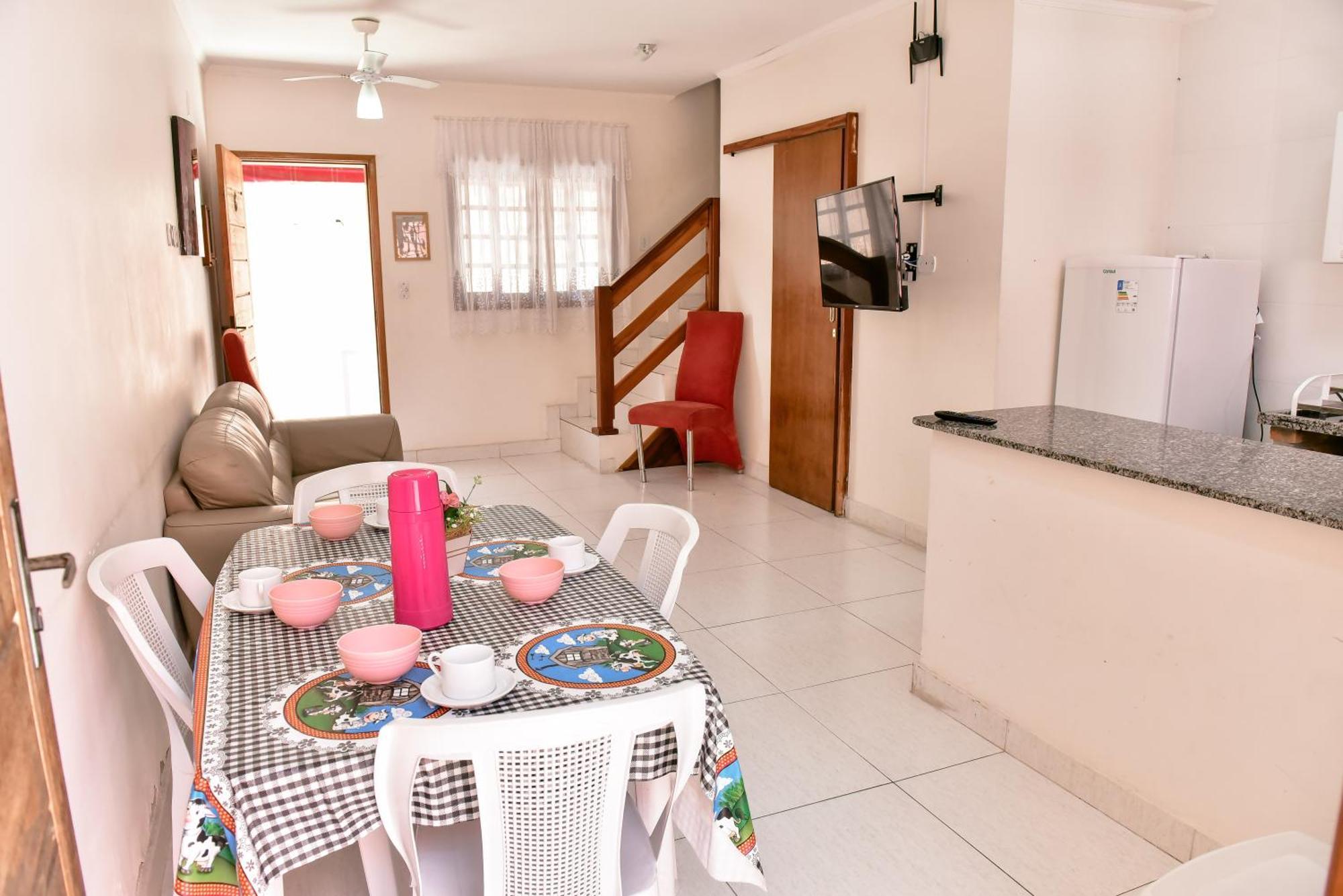 Chalés por temporada no Villagio Santa Mônica, em Caraguatatuba Extérieur photo